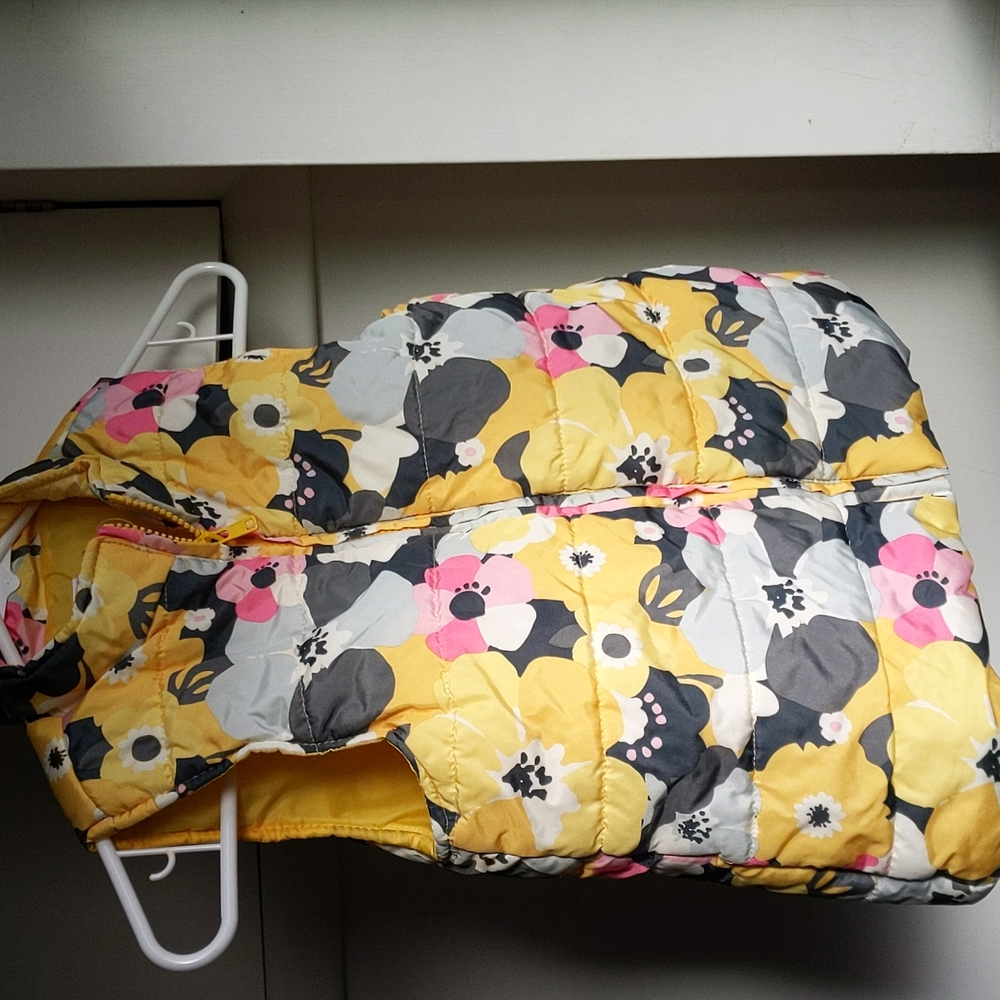 Gymboree girls size 7-8 poly fill flower vest